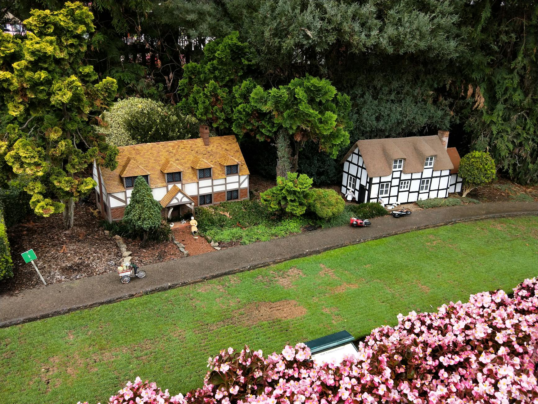 Port Sunlight model village Wirral Lady Lever Art Gallery
