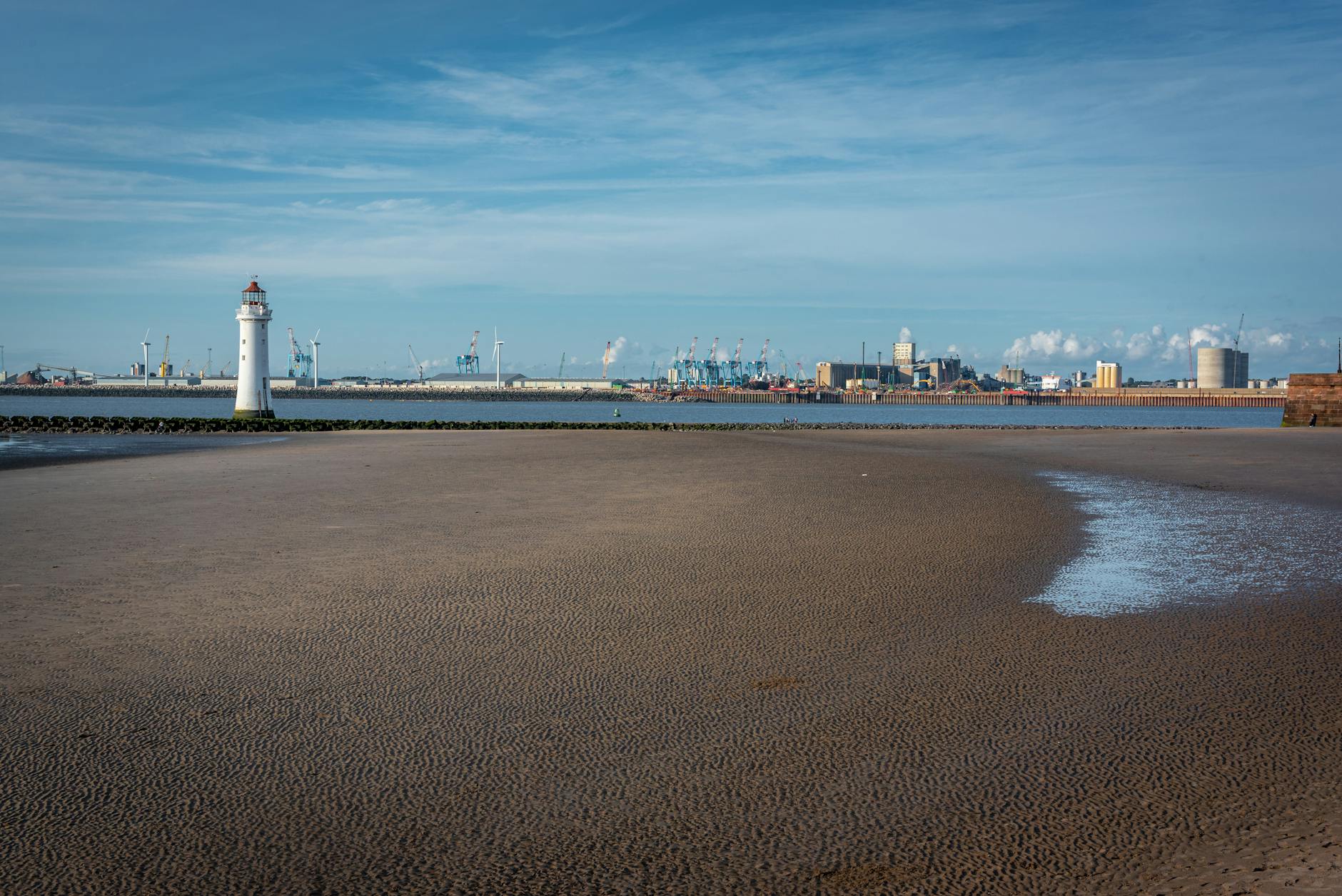 Wirral peninsula day trip from Liverpool beaches