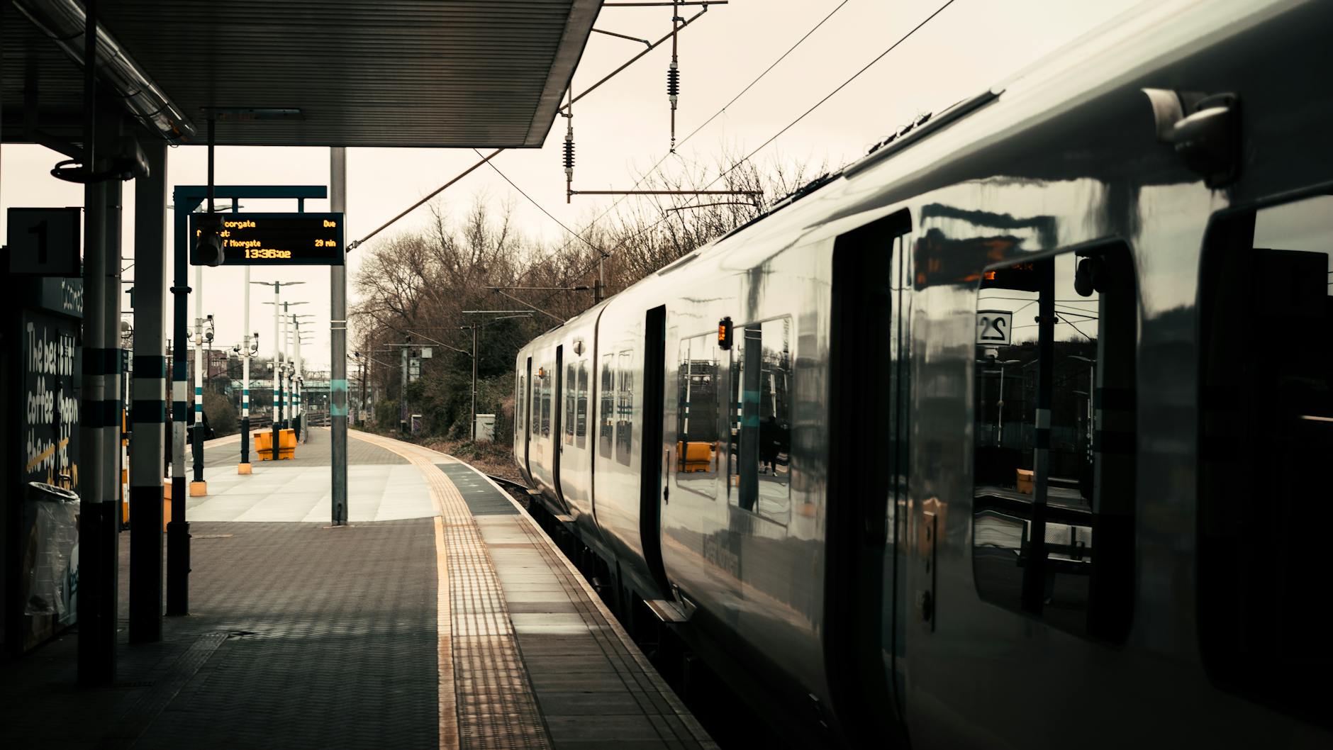 How to Get to Liverpool: Flights, Trains & Driving Guide 1 Liverpool Lime Street train station - how to get to Liverpool by train