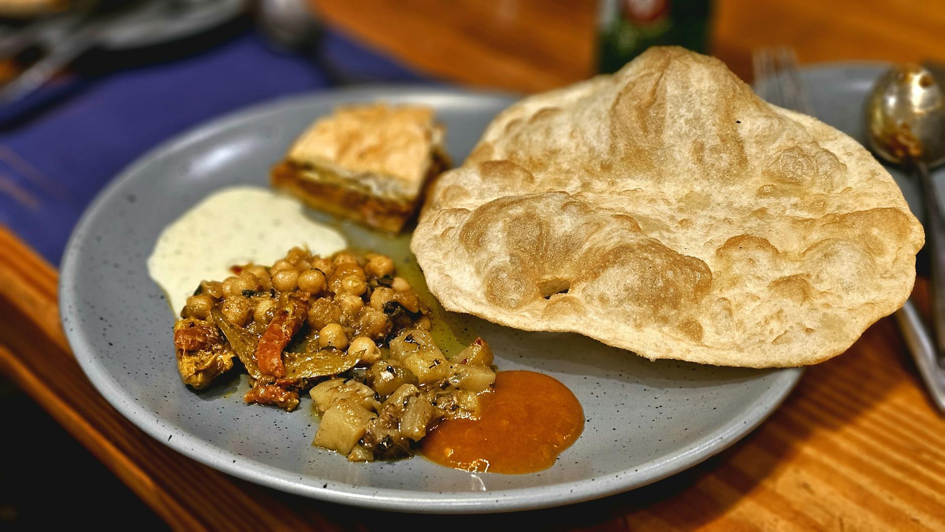 Vegan Restaurants Liverpool: Plant-Based Guide 2026 2 Liverpool vegan Indian street food restaurant Bundobust dishes